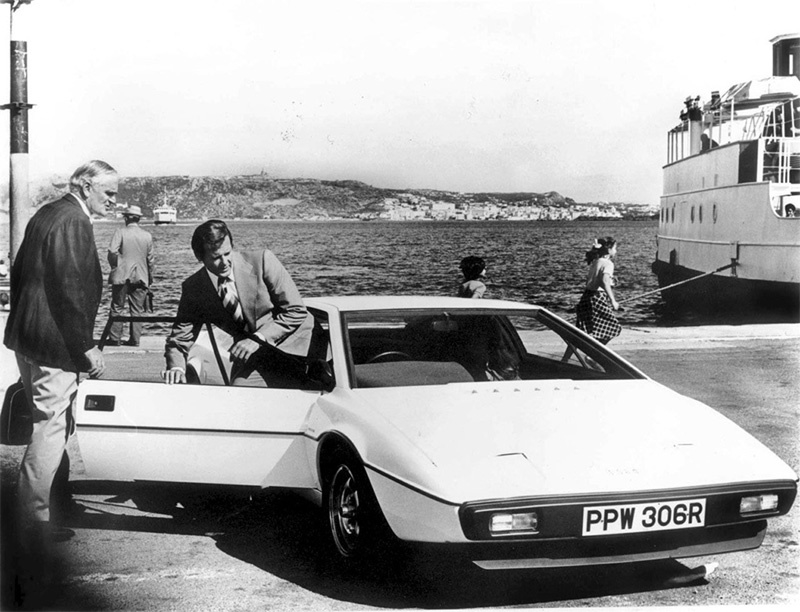 The Spy Who Loved Me (1977) - Lotus Esprit $997K | MovieStillsDB