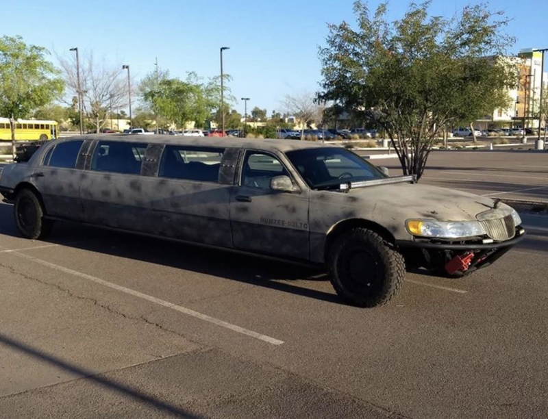 The Post-Apocalyptic Limo | Reddit.com/R53719