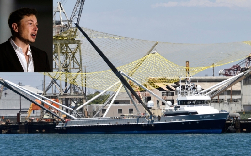 Mr. Steven (yes, that’s the name of Elon Musk’s boat) | Alamy Stock Photo by ZUMA Press, Inc. & Getty Images Photo by Joshua Lott 