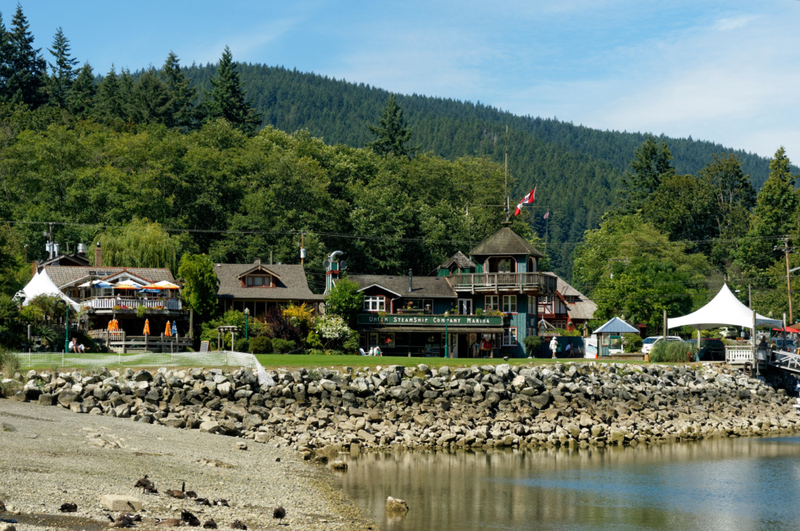 Exploring Canada | Alamy Stock Photo by John Mitchell 