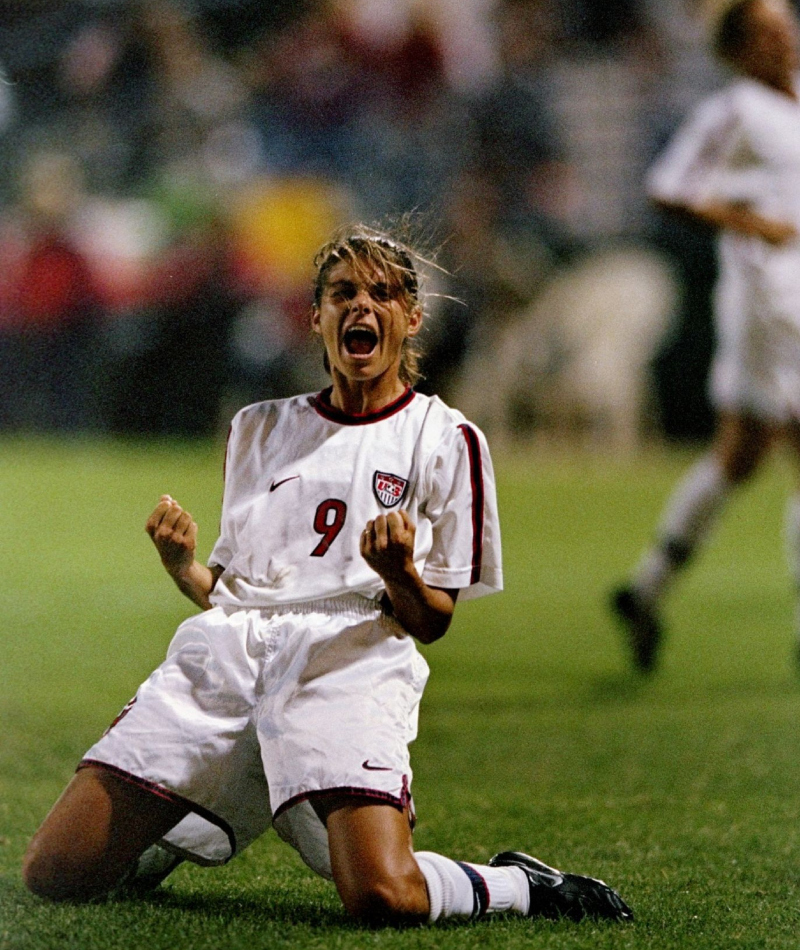 The Winning Goal! | Getty Images Photo by Ezra O. Shaw/Allsport