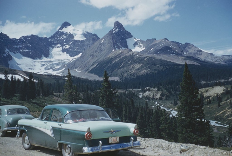 Athabasca Glacier | Getty Images Photo by Archive Photos