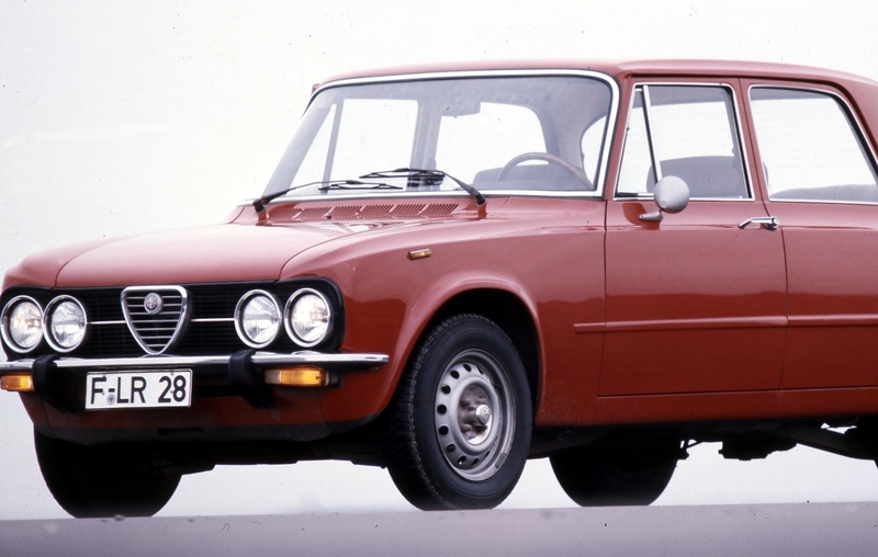 1962 Alfa Romeo Giulia (Type 105) | Alamy Stock Photo by Hans Dieter Seufert/culture-images GmbH