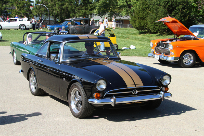 1964 Sunbeam Tiger | Alamy Stock Photo by Stan Rohrer 