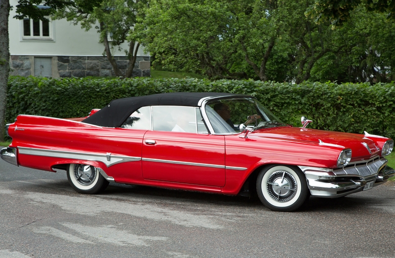 1960 Dodge Dart | Alamy Stock Photo by allwall 