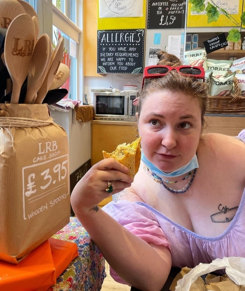 Lena Dunham Fawns Over Her Falafel | Instagram/@lenadunham