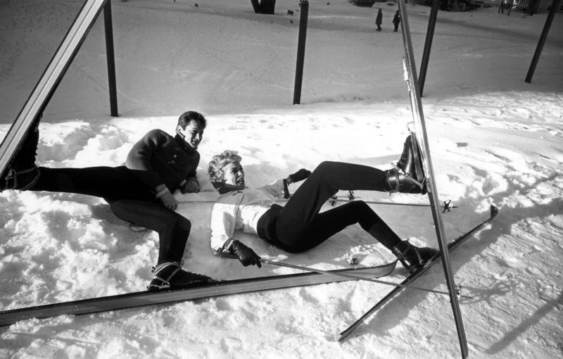 Janet Leigh and Tony Curtis' Adventure in the Snow | Getty Images Photo by Richard C. Miller/Donaldson Collection