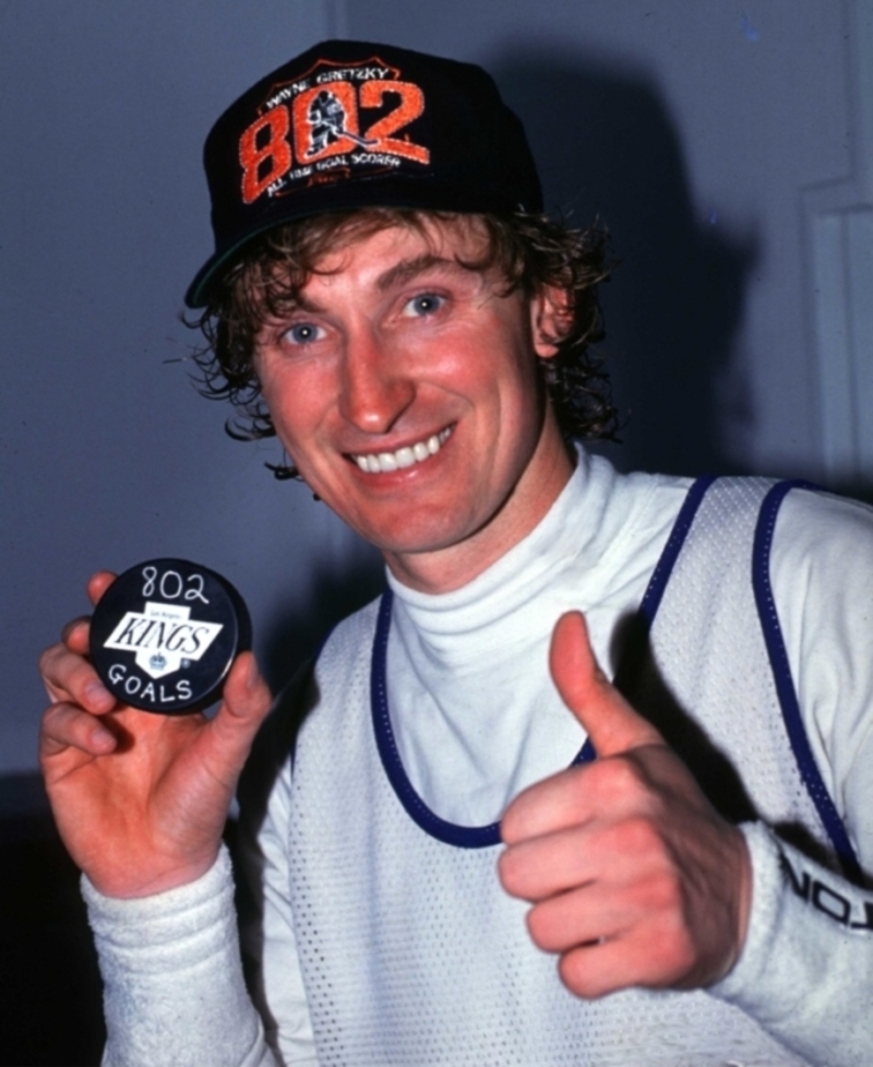 WAYNE GRETZKY | Getty Images Photo by Bruce Bennett Studios