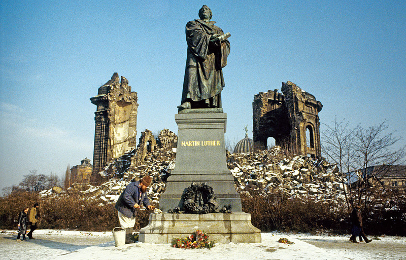 Dresden Frauenkirche Then | Getty Images Photo by Mehner/ullstein bild