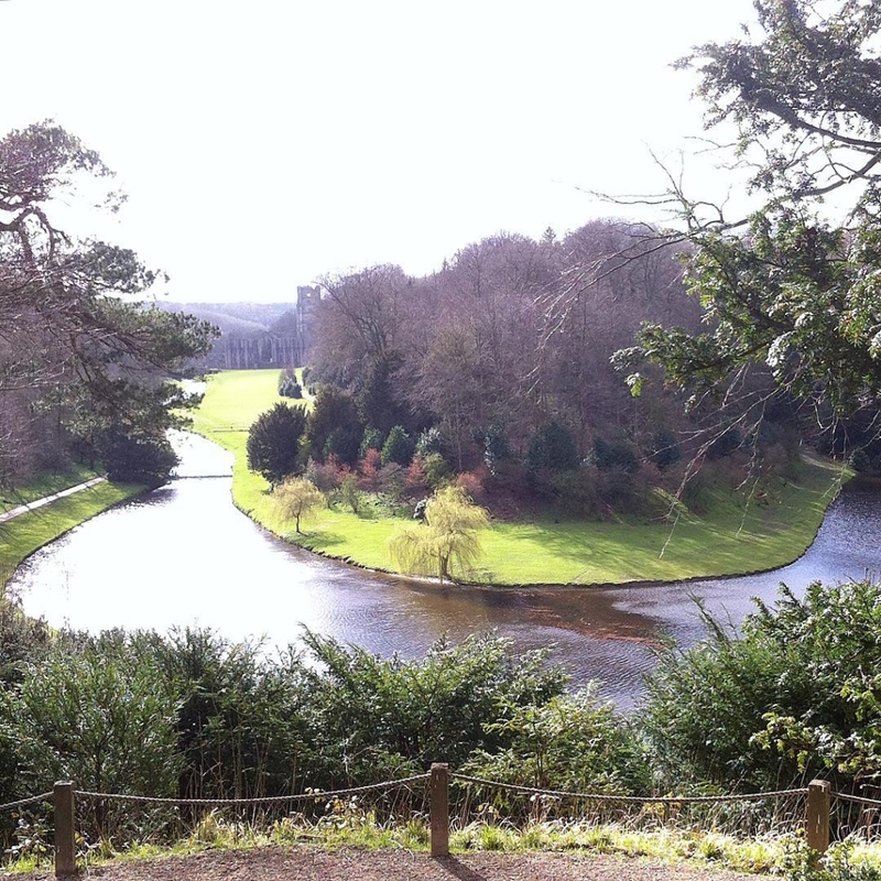 Visit Fountains Abbey – Monastery Ruins That Have Stood for More Than 800 Years | Instagram@jjp10tn3k