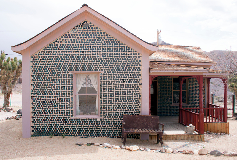 The Ghost Town of Rhyolite in Nevada | Alamy Stock Photo