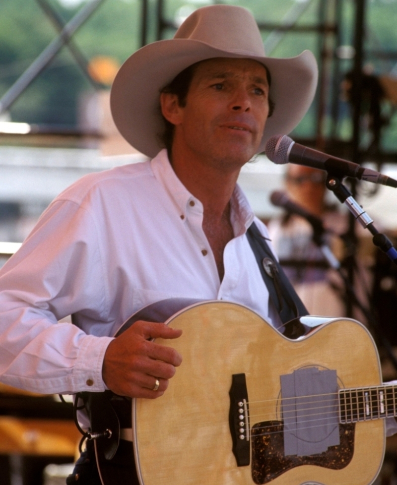 Chris LeDoux | Getty Images Photo by Beth Gwinn/Redferns