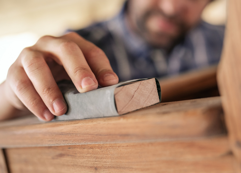 Fixing Sticky Drawers | Shutterstock