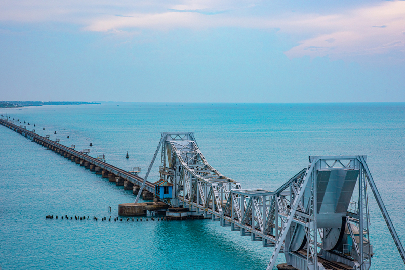 Annai-Indira-Gandhi-Spannbetonbrücke, Indien | Shutterstock Photo by Alex Alderic Jero