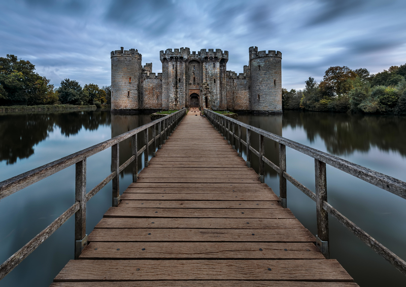 Die Bodiam Castle in England | Alamy Stock Photo by Jim Monk 