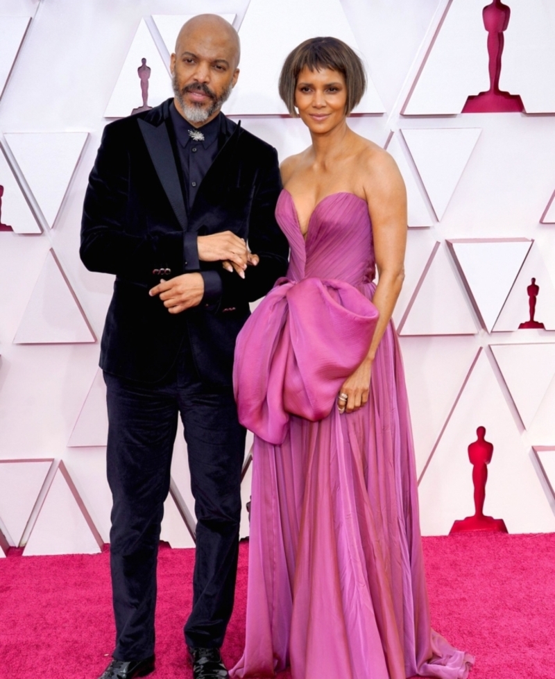 Hookup: Halle Berry And Van Hunt | Alamy Stock Photo