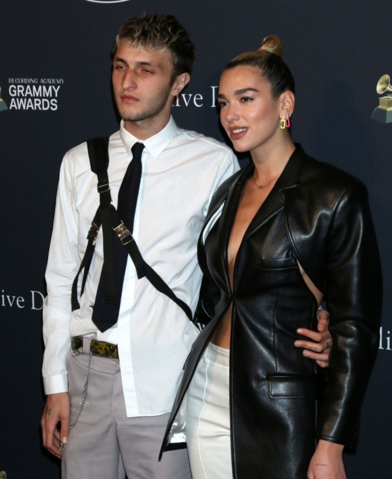 Hookup: Dua Lipa and Anwar Hadid | Alamy Stock Photo