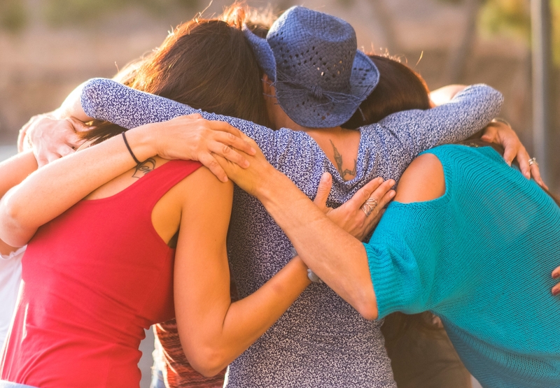 Holly Thanked Her Parents | simona pilolla 2/Shutterstock