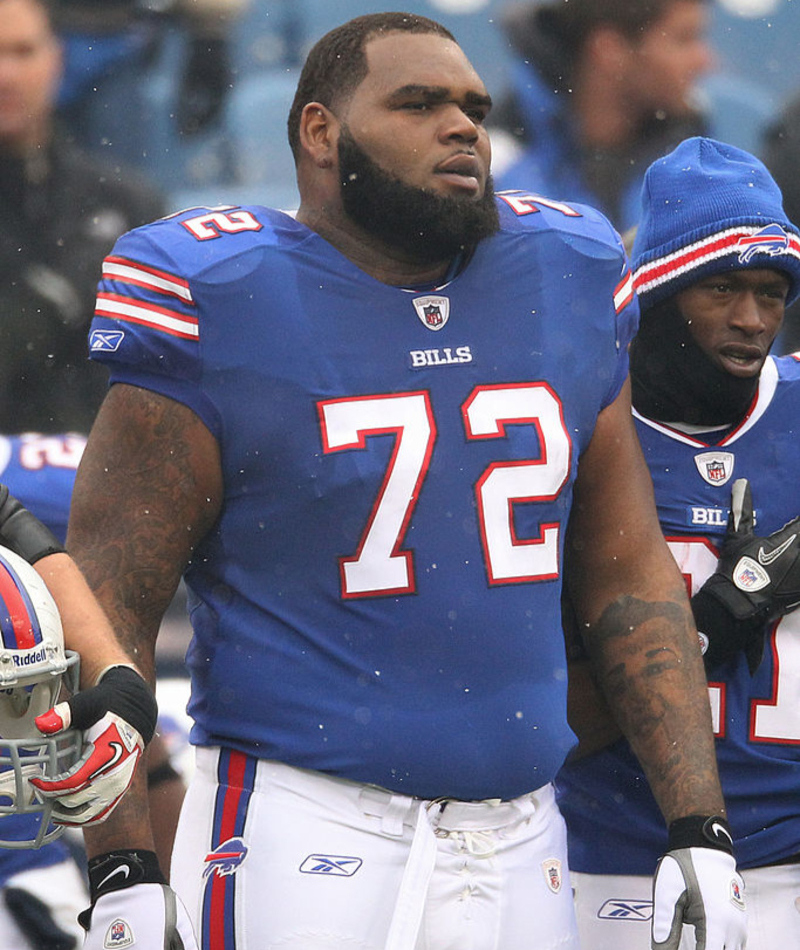 Kellen Heard – 1,98 m, 154 kg | Getty Images Photo by Tom Szczerbowski