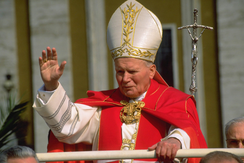 Der Papst war einer der größten Fans von Céline Dion | Getty Images Photo by Franco Origlia 