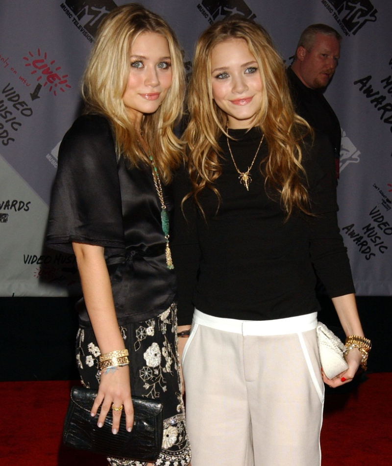 Ashley und Mary-Kate Olsen, 2003 | Alamy Stock Photo