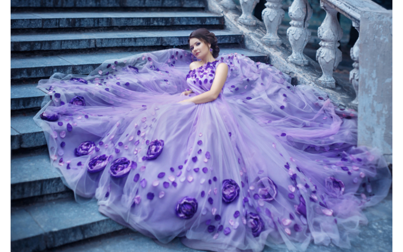 Lila ist die Farbe der Macht | Getty Images Photo by Kharchenko_irina7