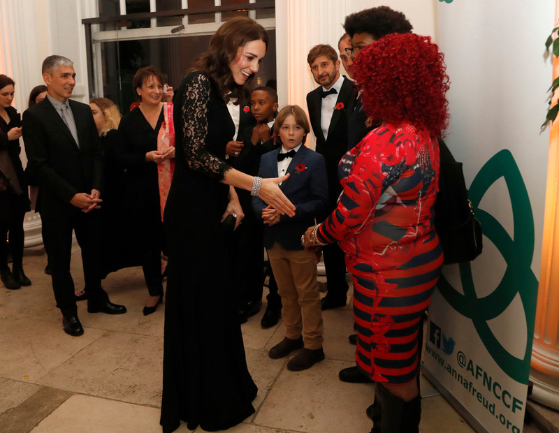 Diane von Fürstenberg Kleid - November 2017 | Getty Images Photo by Frank Augstein - WPA Pool