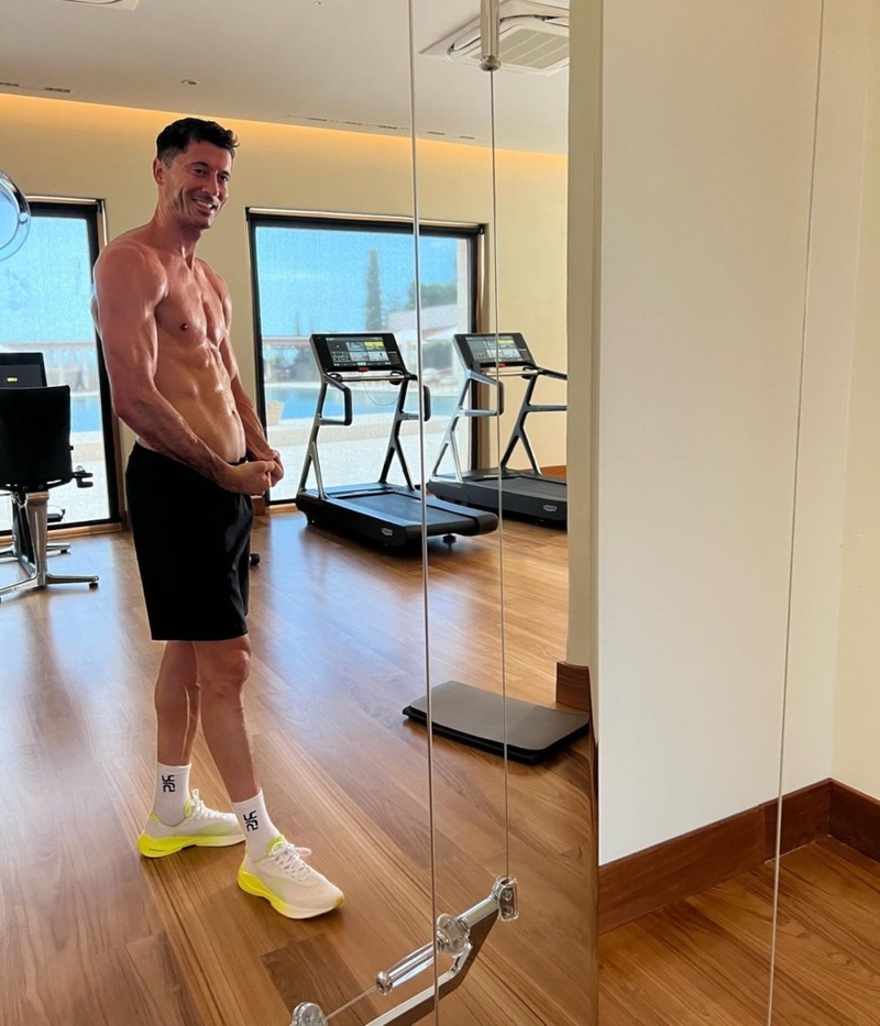 Robert Lewandowski – Fußball | Instagram/@_rl9