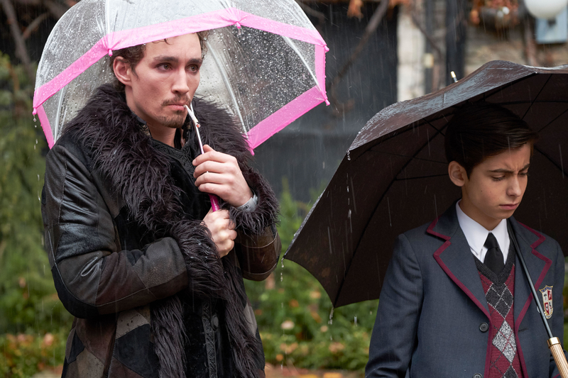 The Umbrella Academy (recomendada) | Alamy Stock Photo by Christos Kalohoridis / ©Netflix / Courtesy: Everett Collection/Ron Harvey/Everett Collection Inc