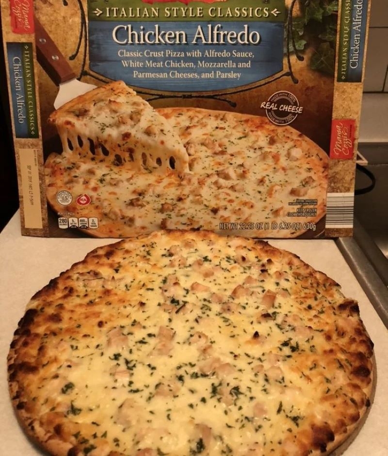 Pizza de pollo Alfredo | Reddit.com/homeostasis555