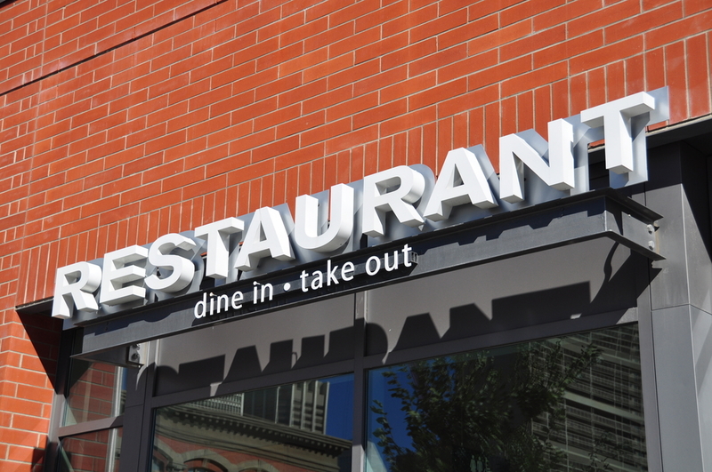 Aman las cadenas de restaurantes | Jeff Whyte/Shutterstock