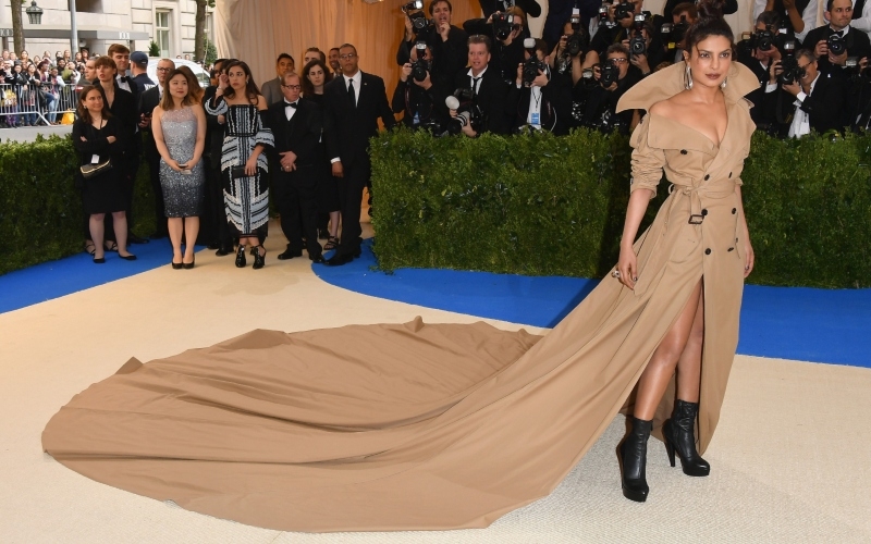 Classy and Elegant The Best & Worst Met Gala Attire Over the Years Part 2