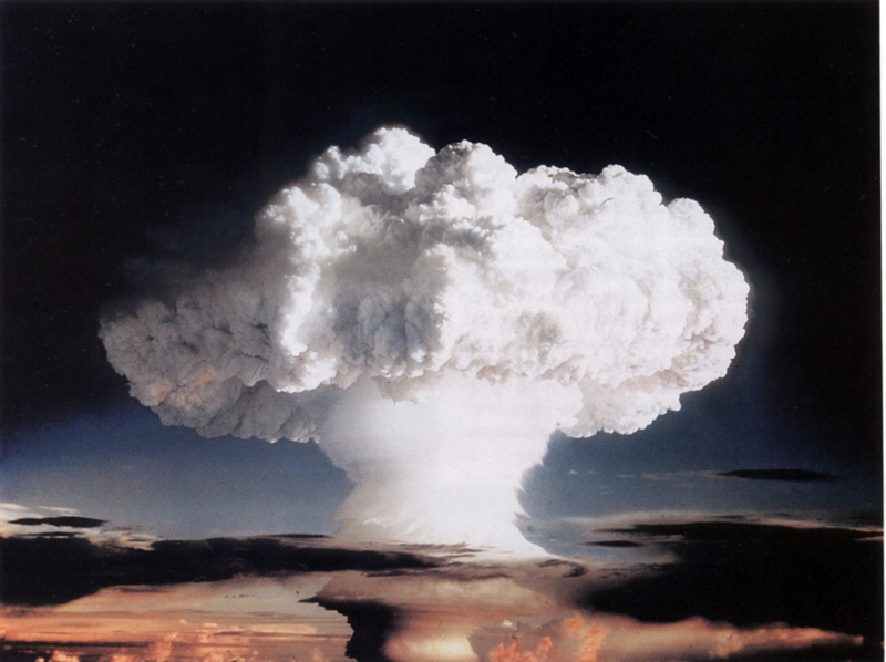 Explosión nuclear | Alamy Stock Photo by Photo Researchers/Science History Images