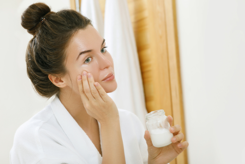 Aceite de coco para tu rostro | Shutterstock