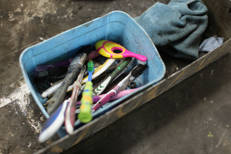 Cepillos de dientes viejos | Getty Images Photo by Oli Scarff