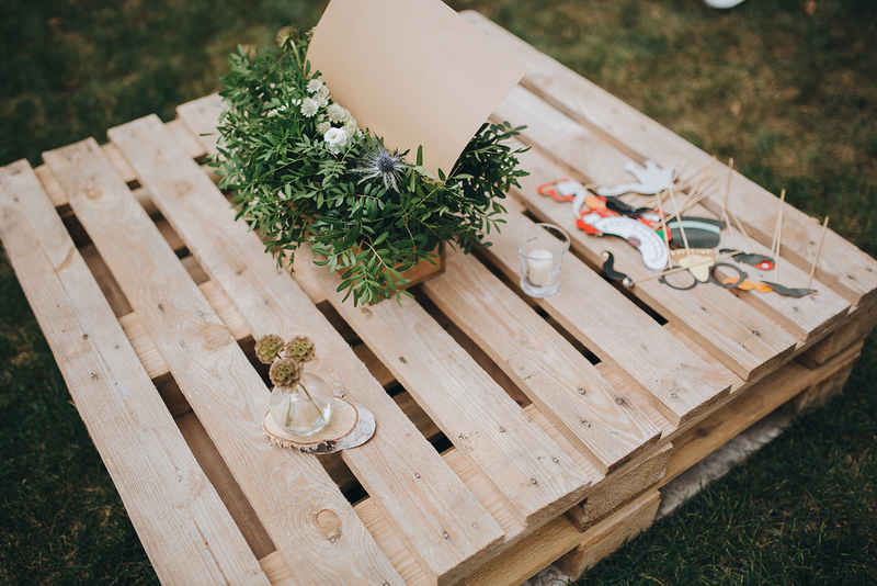 Simplemente palets de madera | Shutterstock