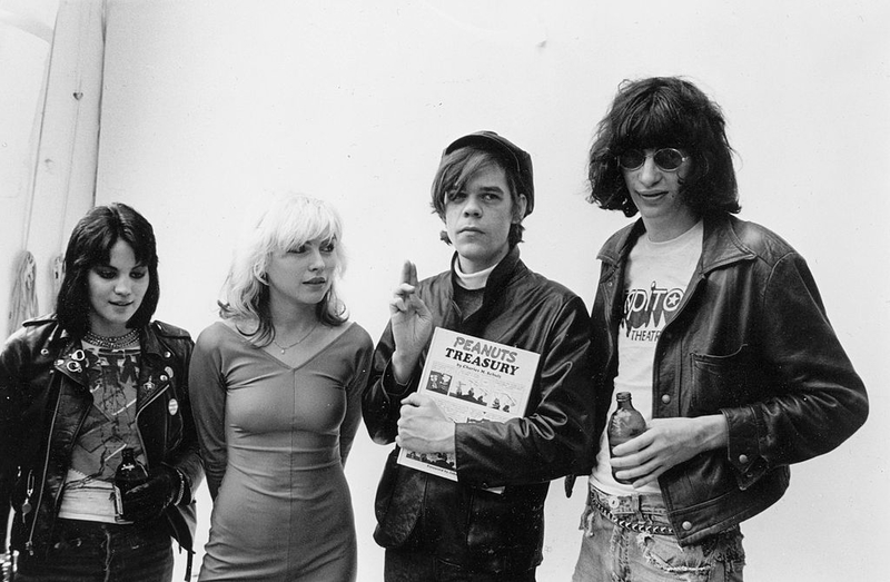 Los Ramones protagonizan la revista PUNK | Getty Images Photo by Roberta Bayley