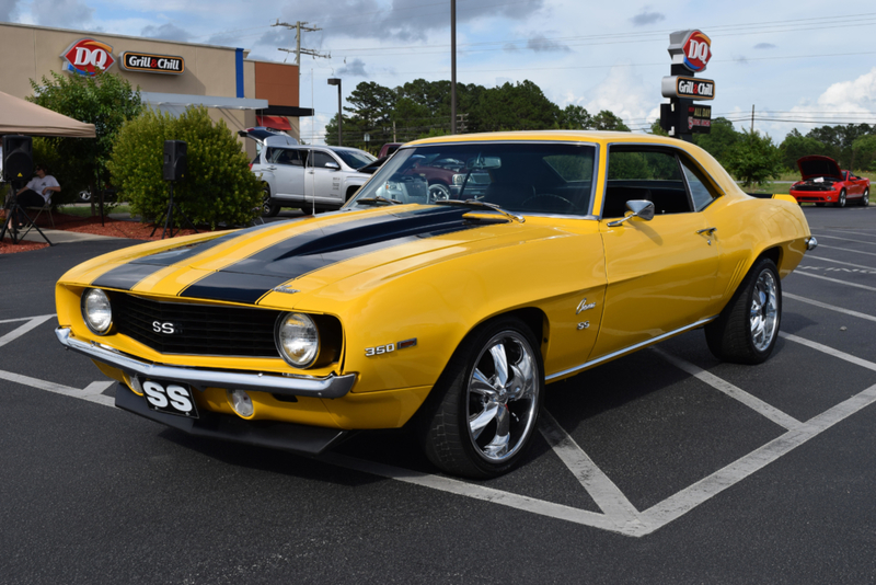 Chevrolet Camaro de 1969 | Alamy Stock Photo by Marvin McAbee