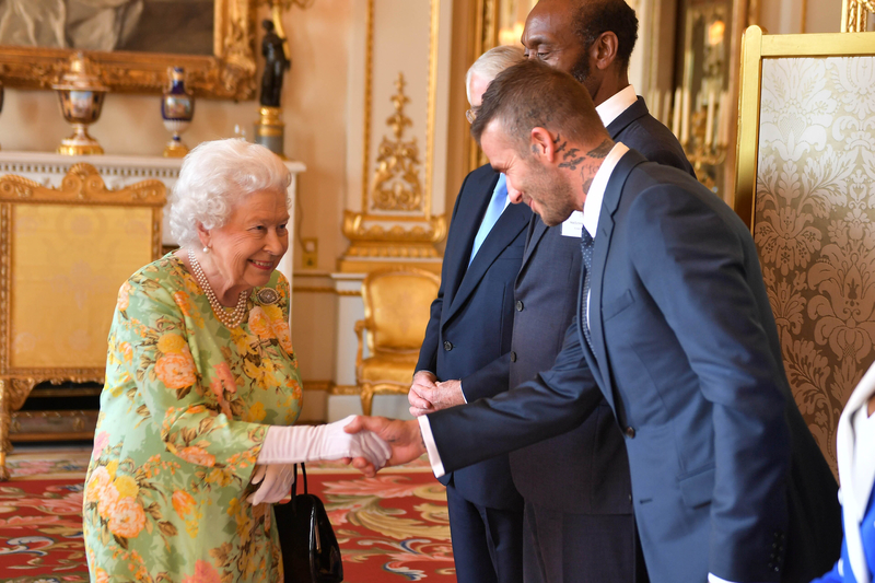 The Queen Always Wore Gloves | Alamy Stock Photo by John Stillwell/PA Images 