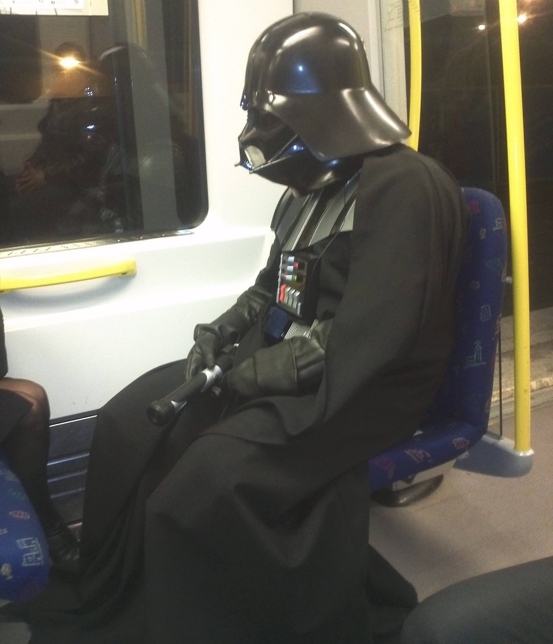 Star wars en el metro | Imgur.com/wbxbA