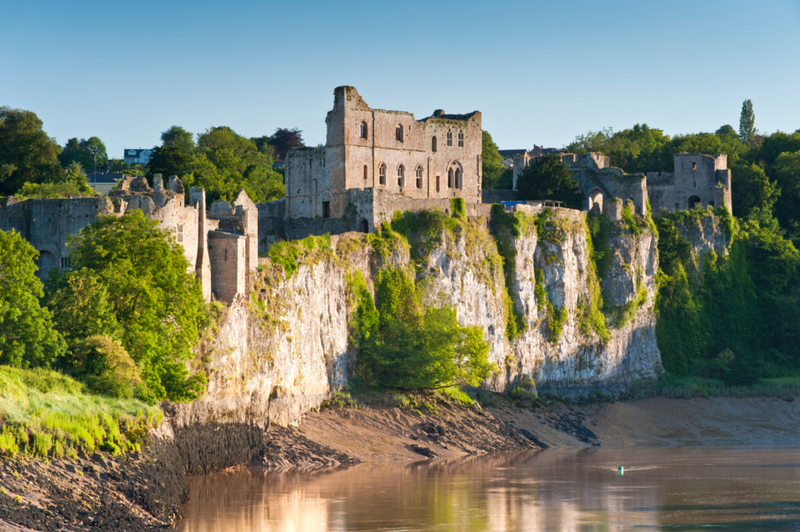 Gales | Alamy Stock Photo by Alan Novelli 