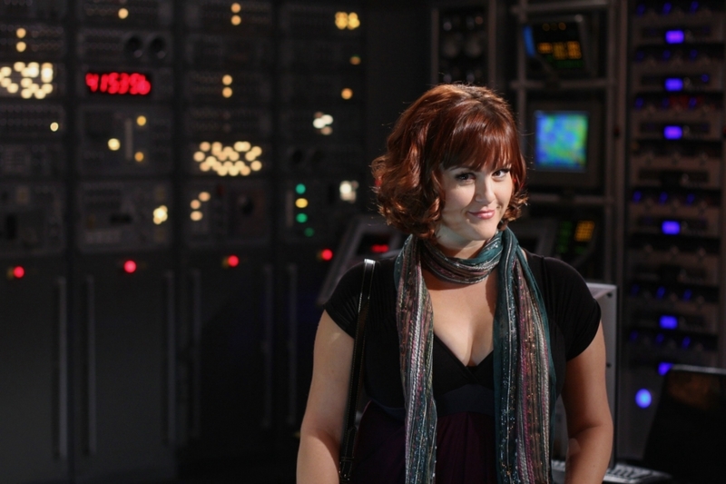 Sara Rue como Stephanie Barnett - antes | MovieStillsDB Photo by Pepito38/Warner Bros.,CBS