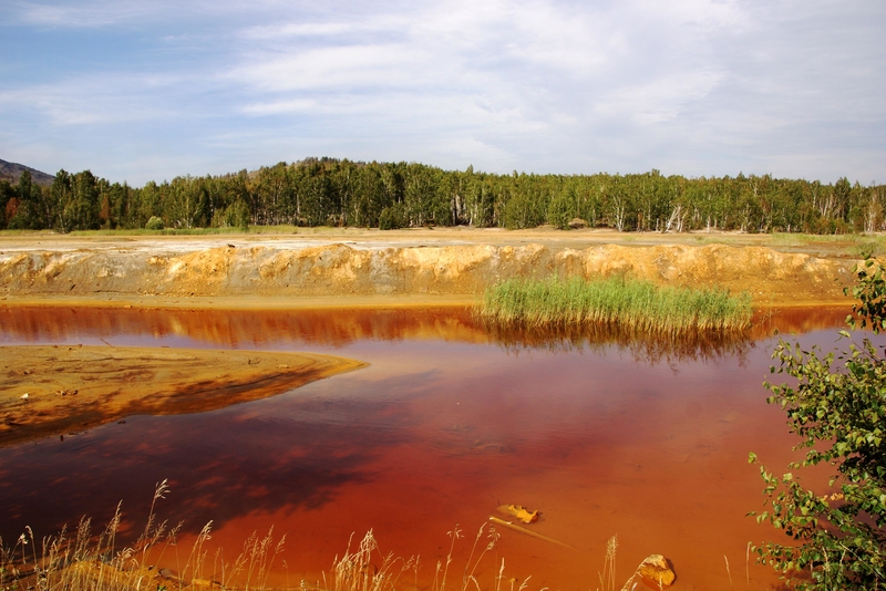 La contaminación del lago Karachai | Alamy Stock Photo