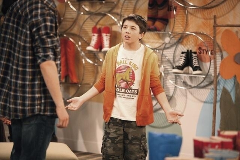 Bradley Steven Perry antes | MovieStillsDB