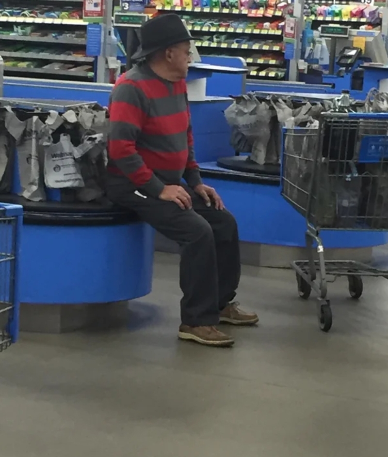 Una pesadilla en Walmart | Reddit.com/N8ive-71