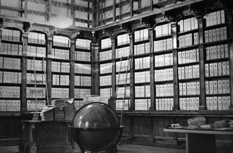 El Archive Secreto del Vaticano | Getty Images Photo by Moosbrugger