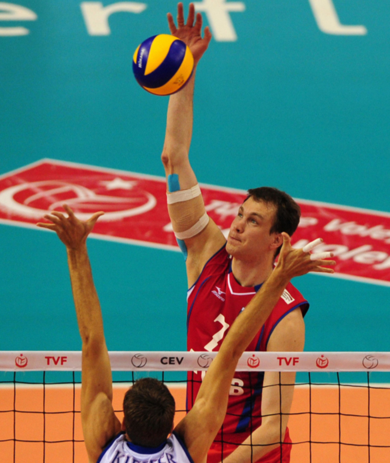 Aleksey Kazakov – 7’2″ | Getty Images Photo by MUSTAFA OZER/AFP