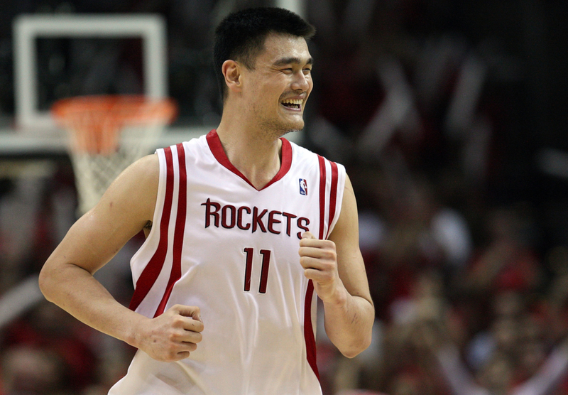 Yao Ming – 2,29 m. | Getty Images Photo by Ronald Martinez