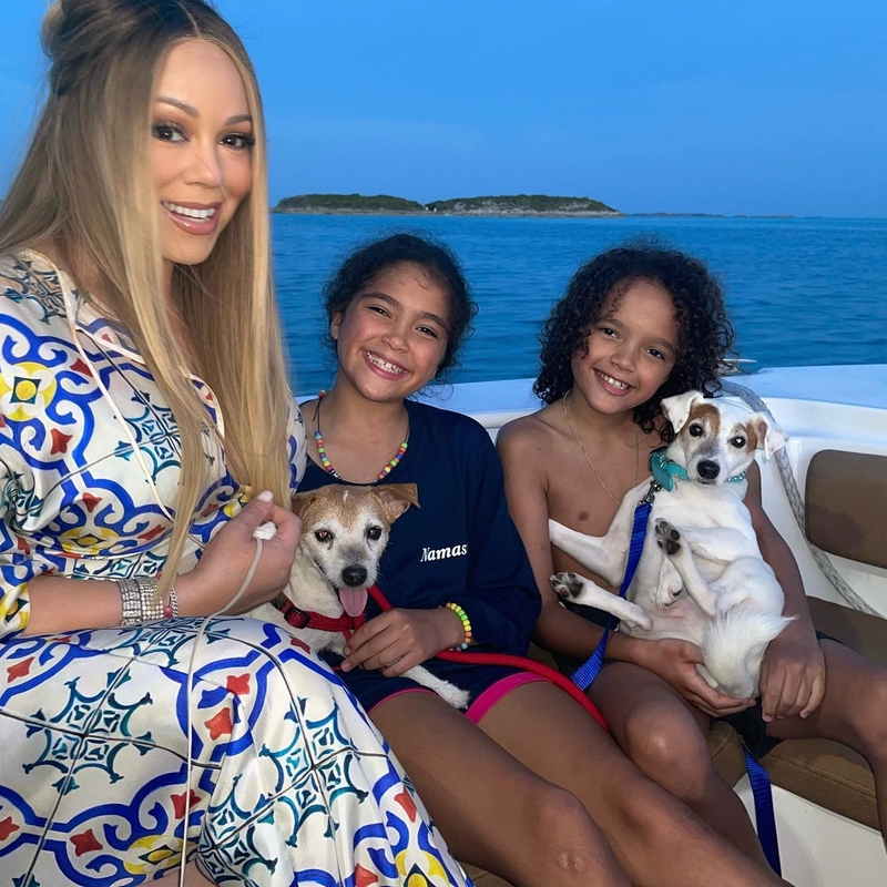 Mariah Carey & Moroccan and Monroe Cannon | Instagram/@mariahcarey