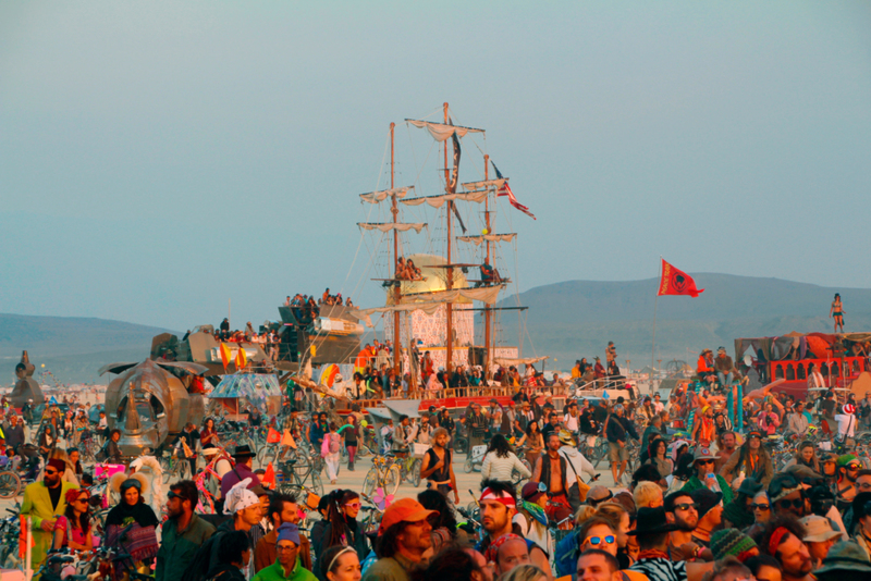 O Espírito do Burning Man Se Dissolve Na “Billionaire’s Row” | Alamy Stock Photo by BLM Photo